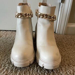 Steve Madden bone color boots
